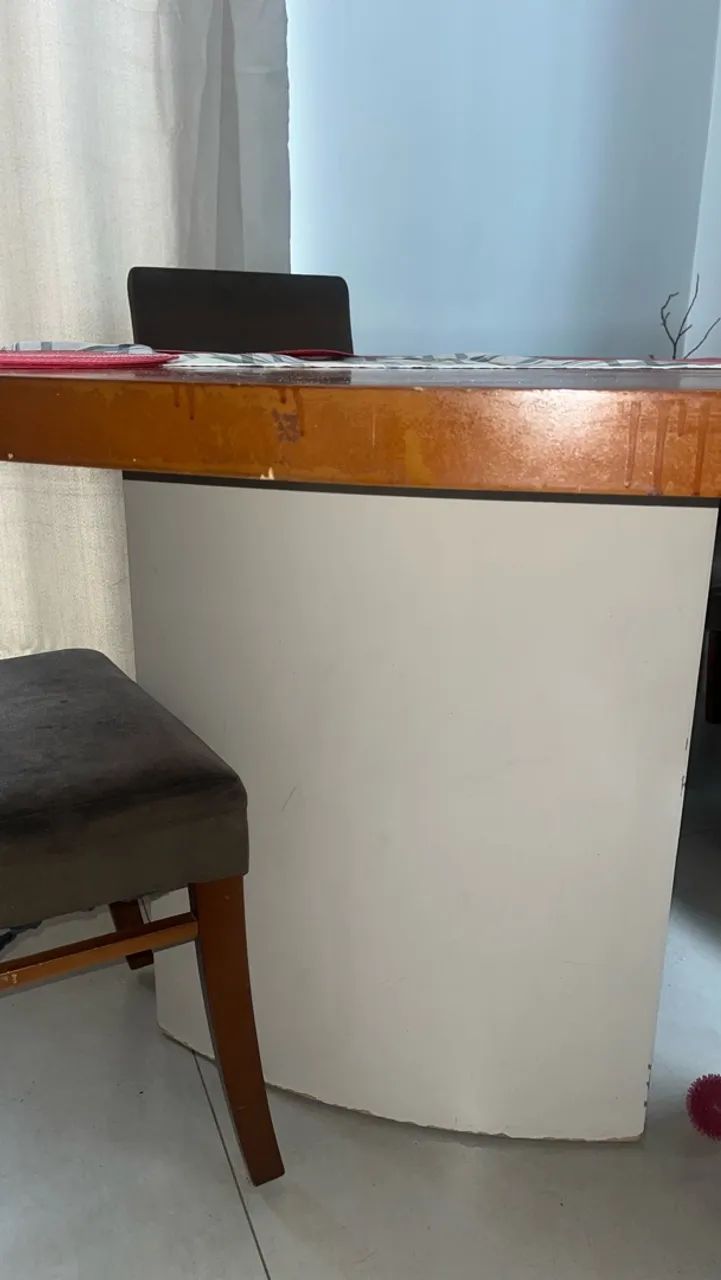 Vendo Mesa Com 6 cadeiras - Foto 3