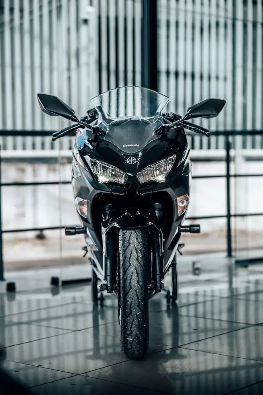 Kawasaki Ninja 400 (2019) - Foto 3