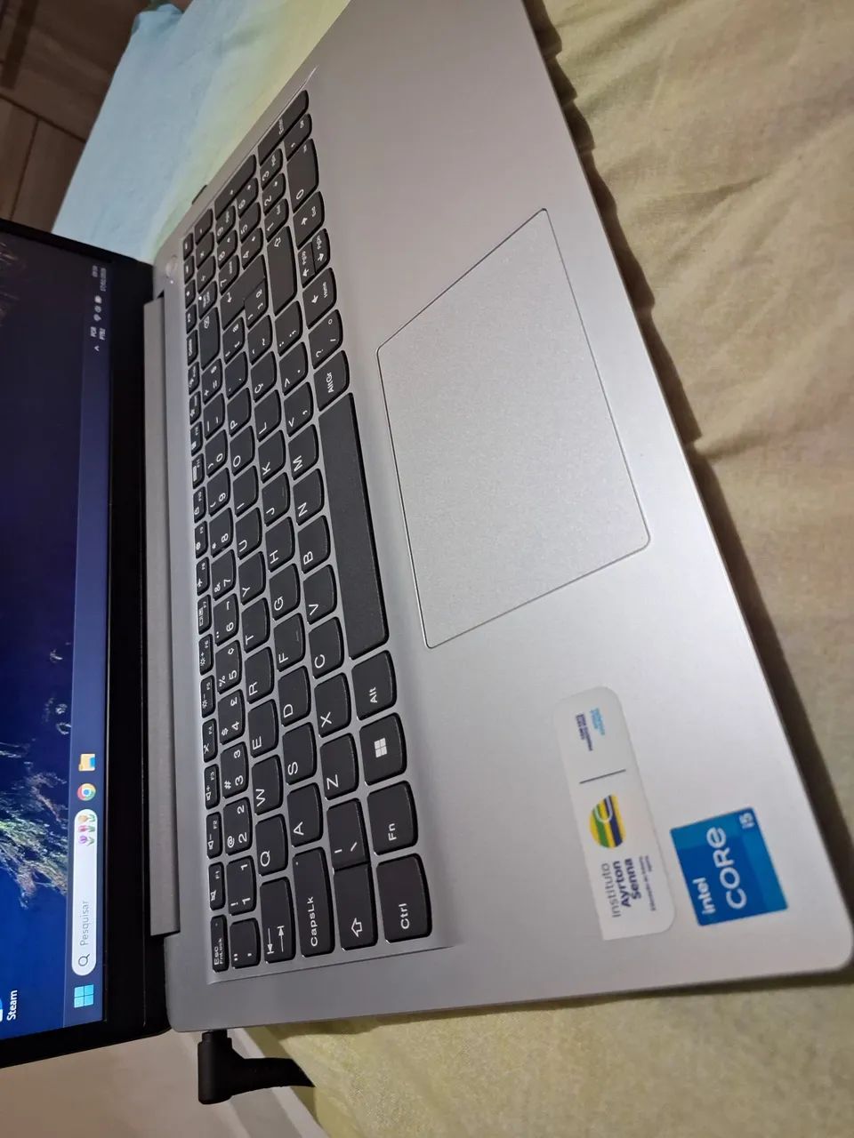 Vendo Notebook Lenovo - Foto 4