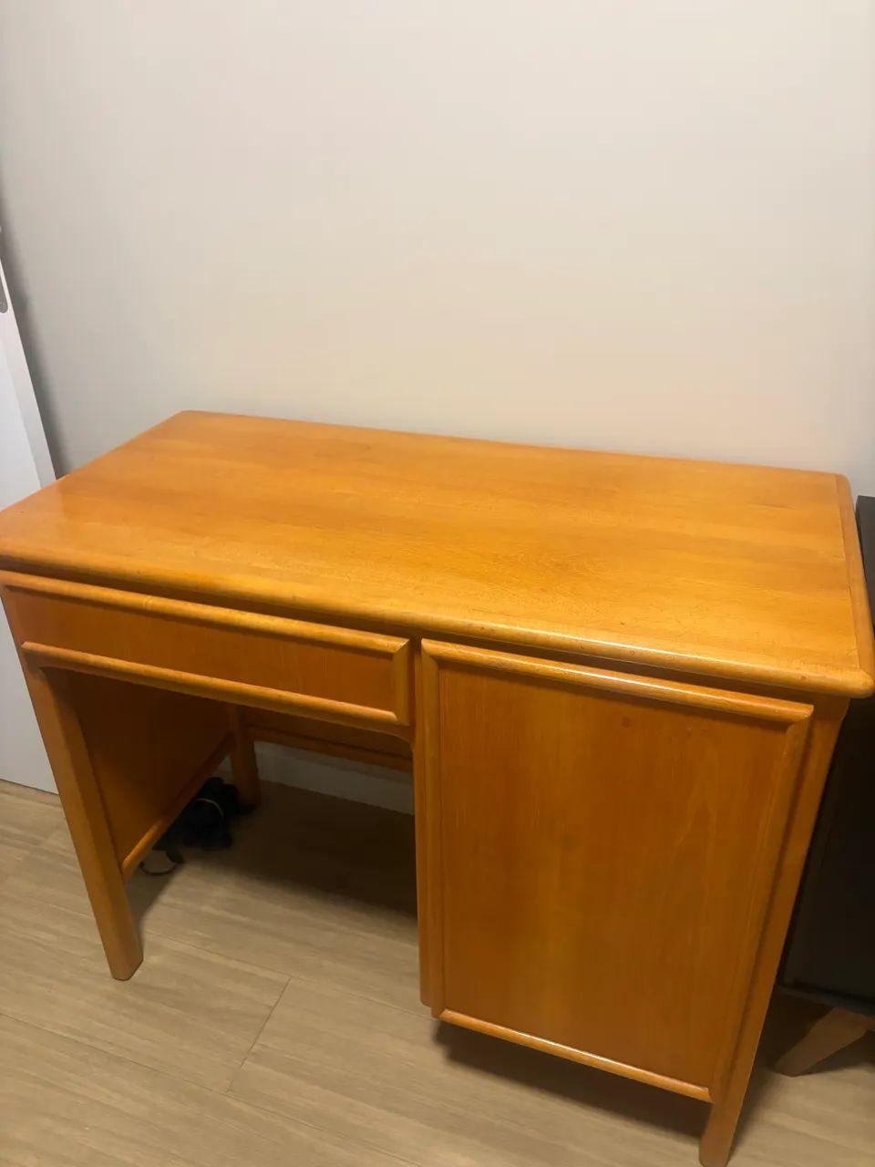 Escrivaninha de mogno  - Foto 2