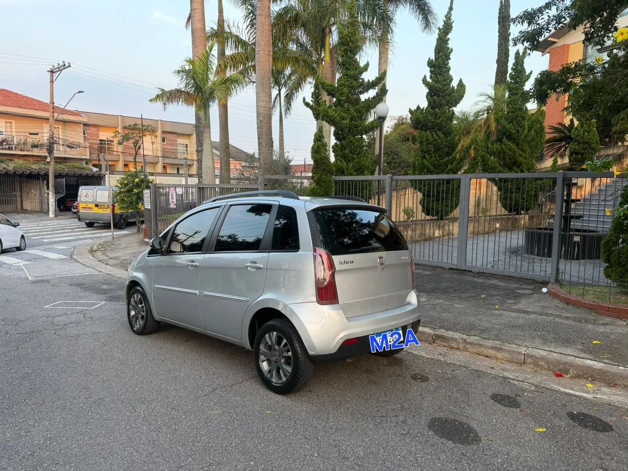 Fiat Idea Attractive 1.4 Fire Flex 8V 5P 2013 - Foto 2