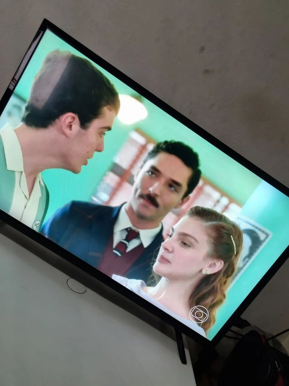 Tv 32 Aoc roku smart  - Foto 2
