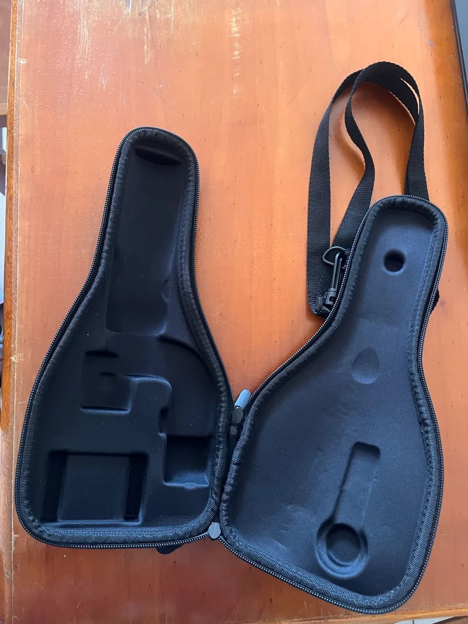 Bolsa/Case rígida para Gimbal em couro - Foto 2