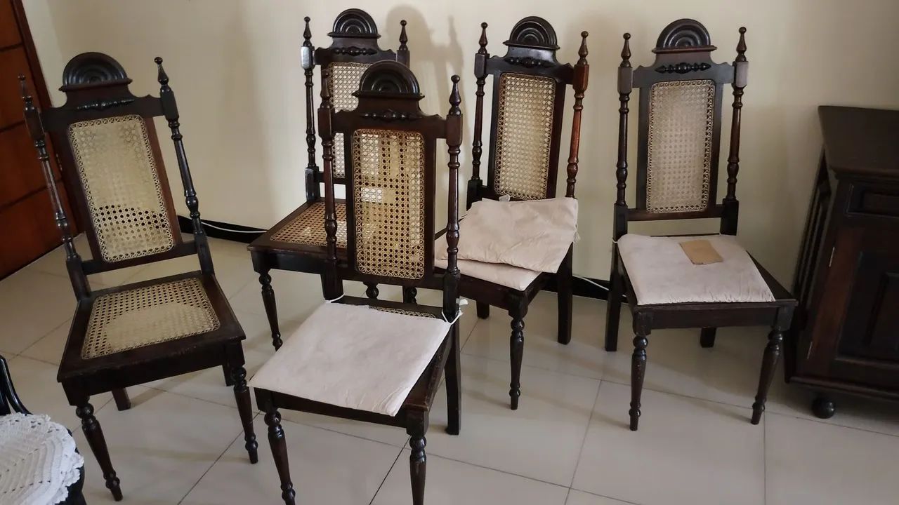 Buffet com mesa e cadeiras  - Foto 5