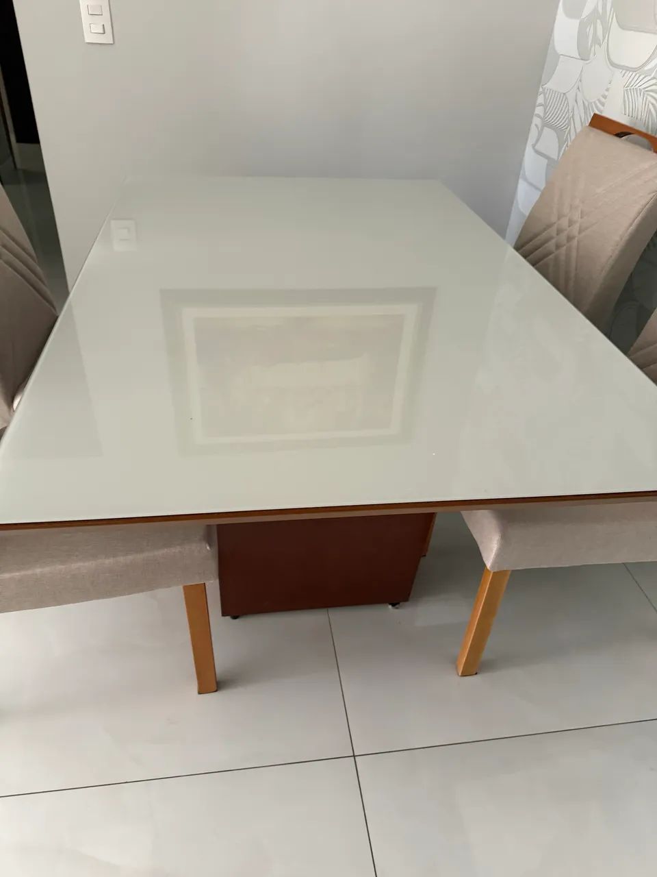 Mesa laqueada 