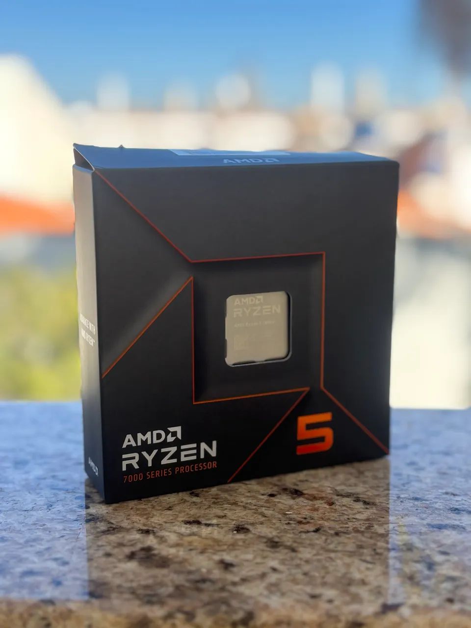 Ryzen 5 7600x na caixa com nf