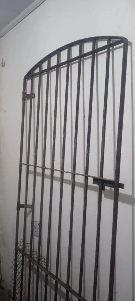 Vendo Grade de Ferro 