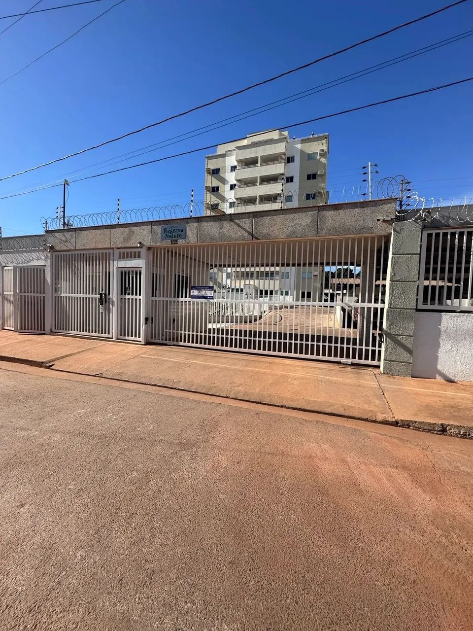 Duplex para aluguel tem 220 metros quadrados com 3 quartos em Despraiado - Cuiabá - MT