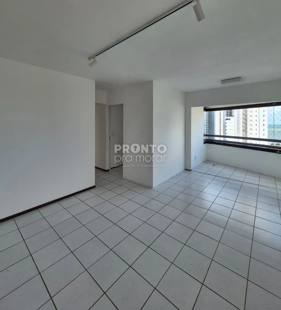 Apartamento com 3 quartos em Pina