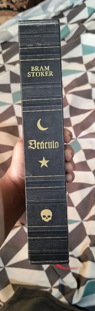 Livro Drácula - Foto 3