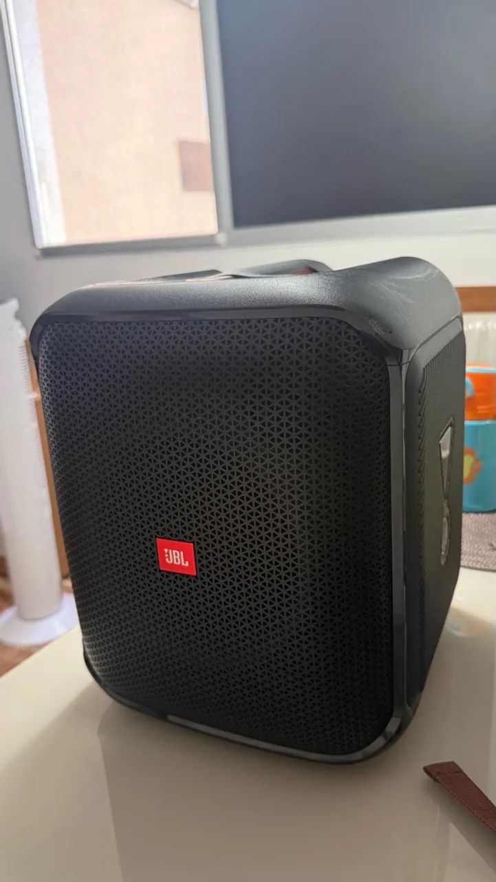Caixa de Som JBL PartyBox Encore Essential
