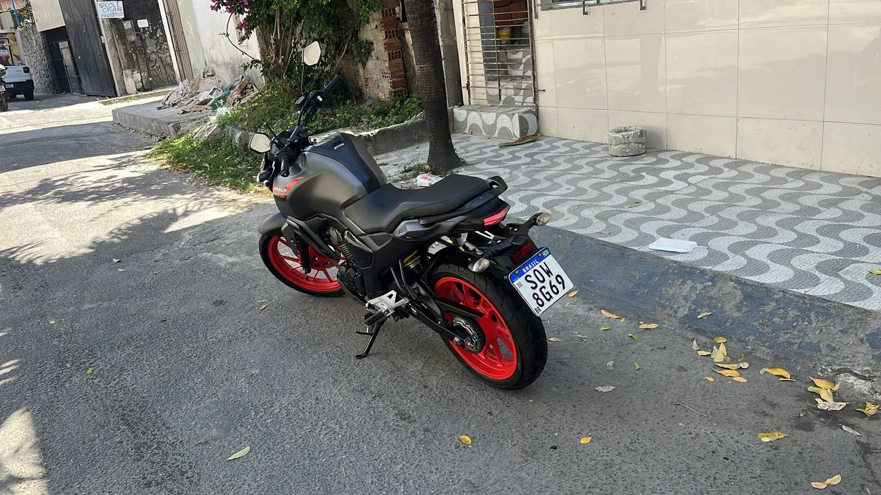 FZ15