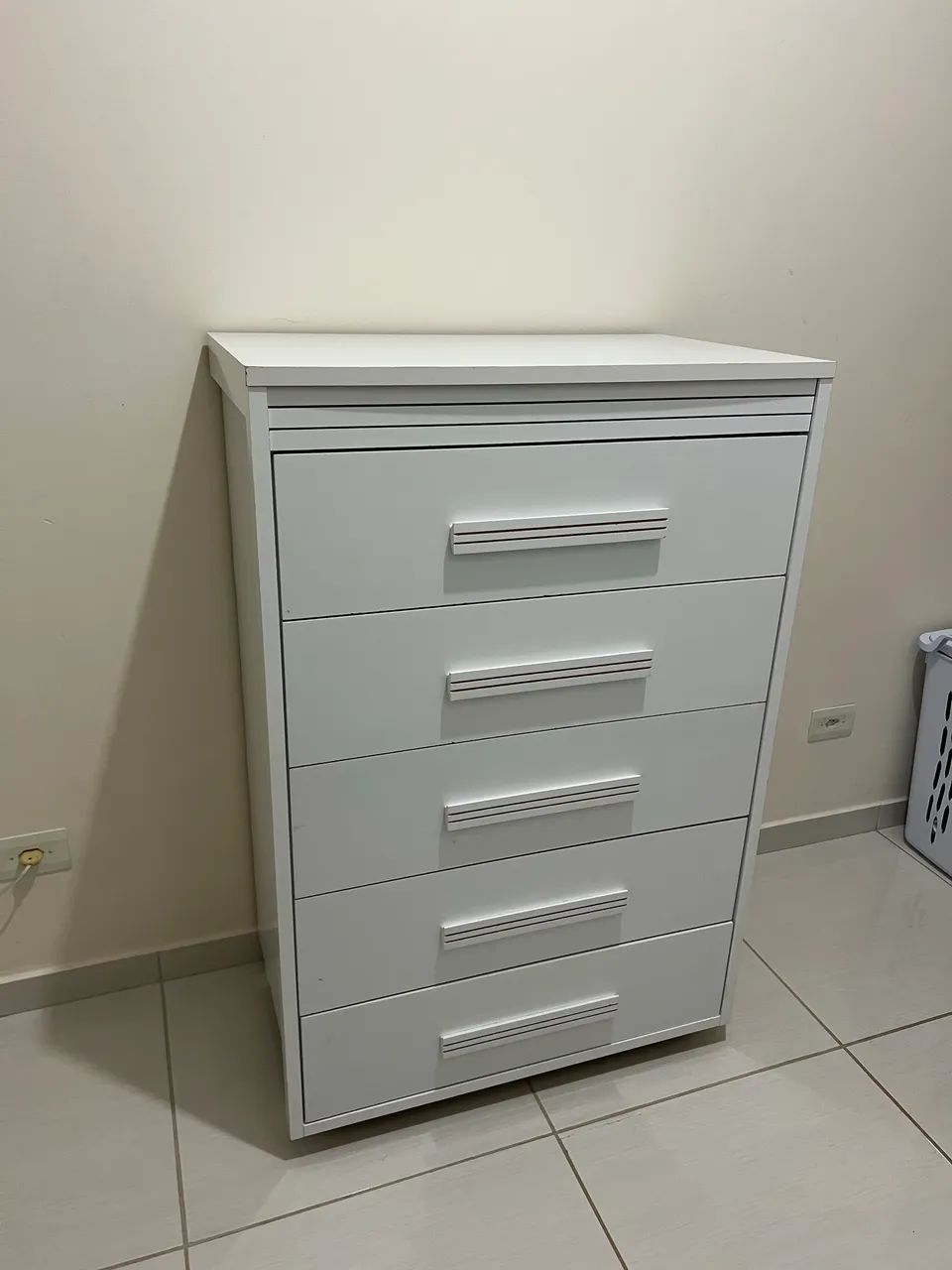 Vendo cômoda 