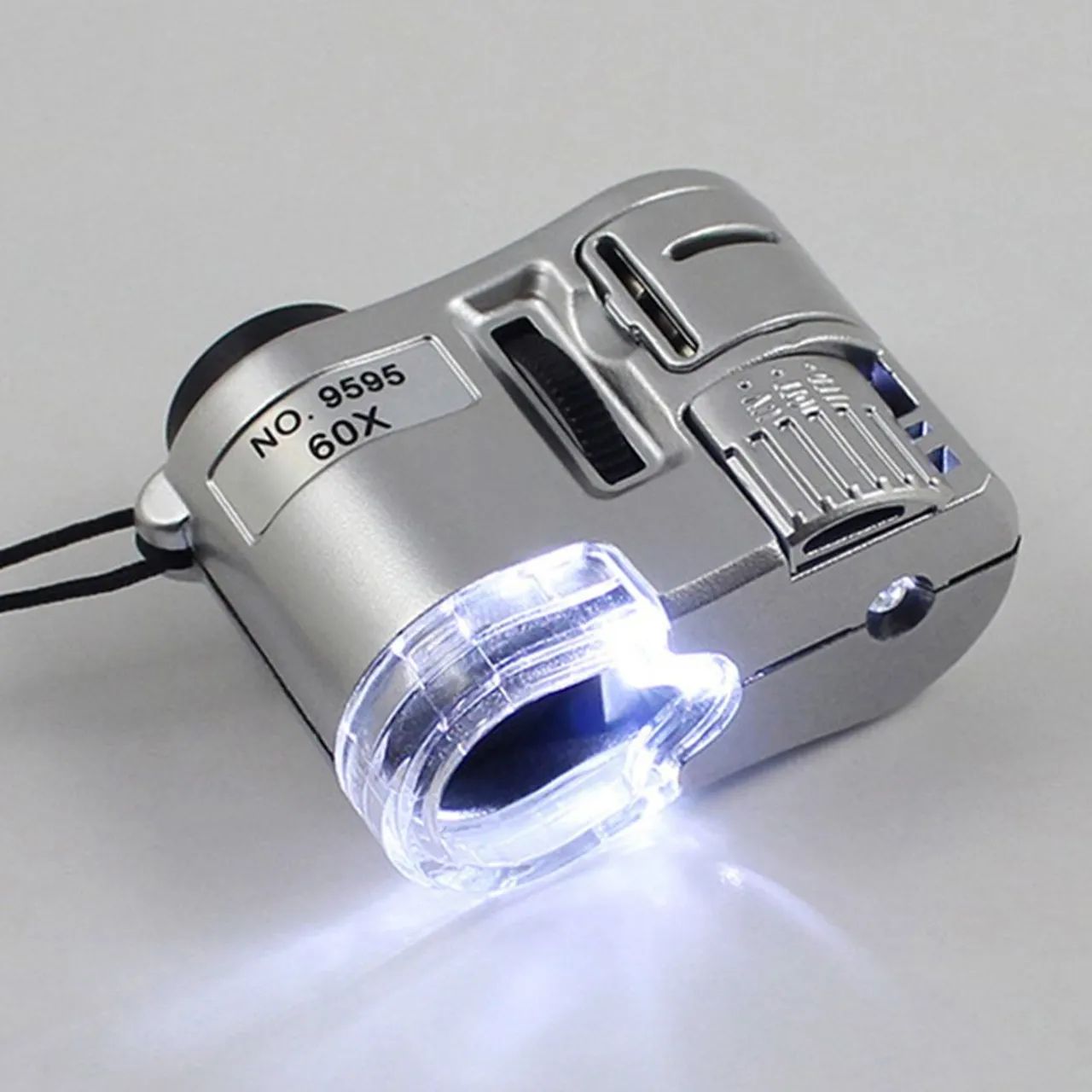 Lupa portátil de bolso com led - Foto 5