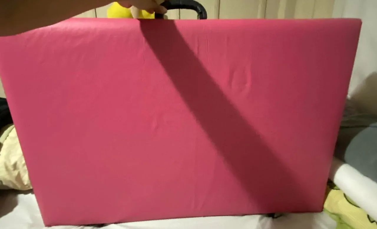 Vendo maca de estética com produtos 