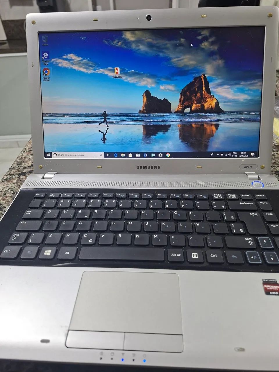 Vendo Notebook Samsung 