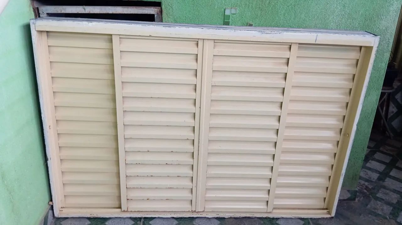 Vende-se conjunto de 2 janelas e uma porta. - Foto 6