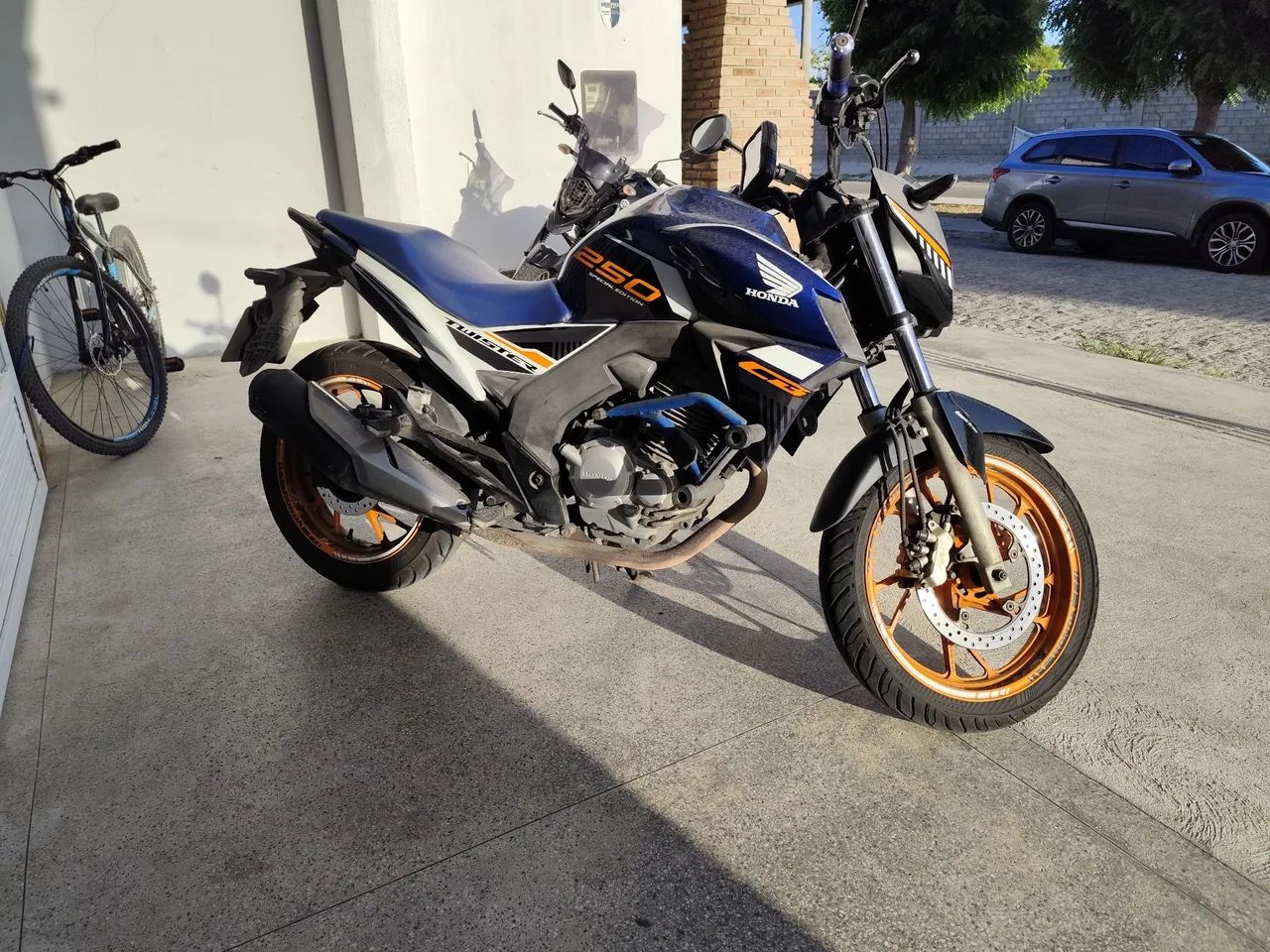 Vendo CB Twister 250 2020 - Foto 2