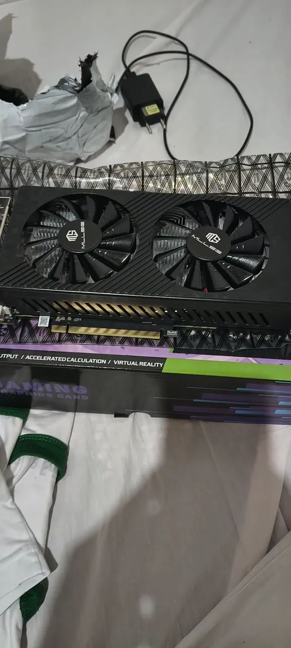 Placa de Vídeo Rx 590 GME