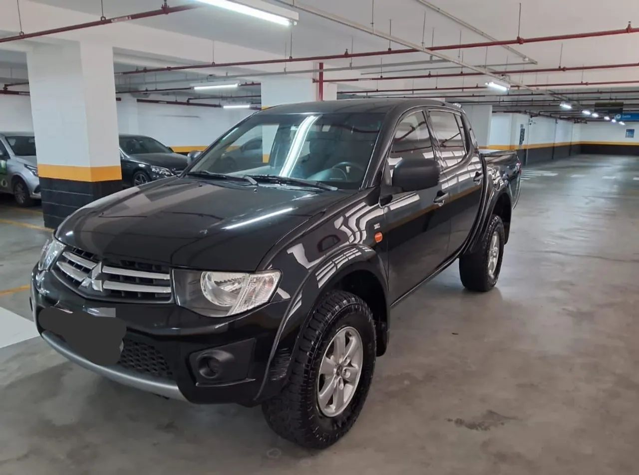 Mitsubishi L200 L200 Triton HLS 2.4 Flex 16V CD Mec. 2016