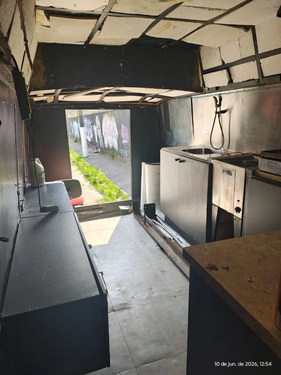 Vendo ou Troco Micro Ônibus - Foto 2