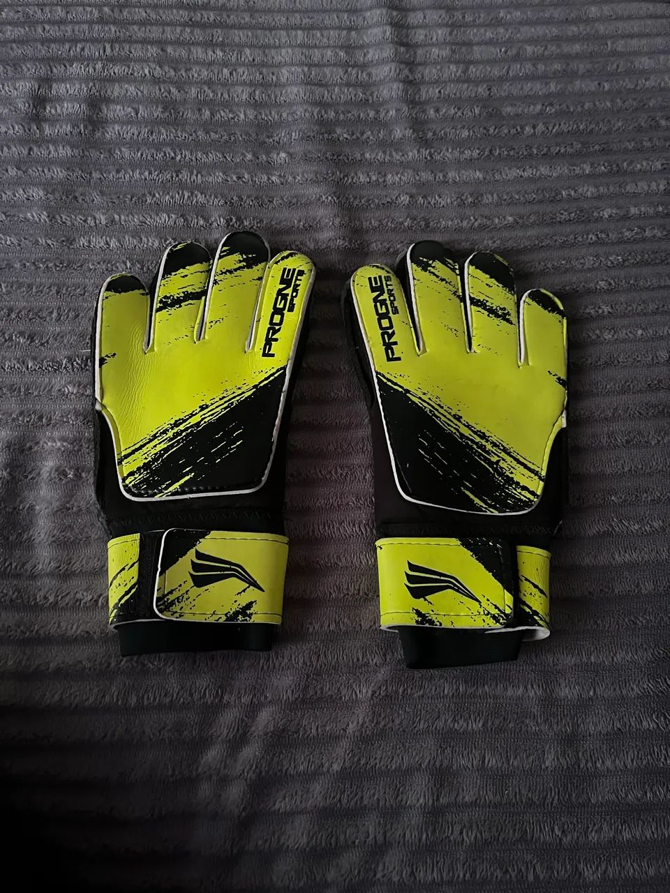 Luva de goleiro 