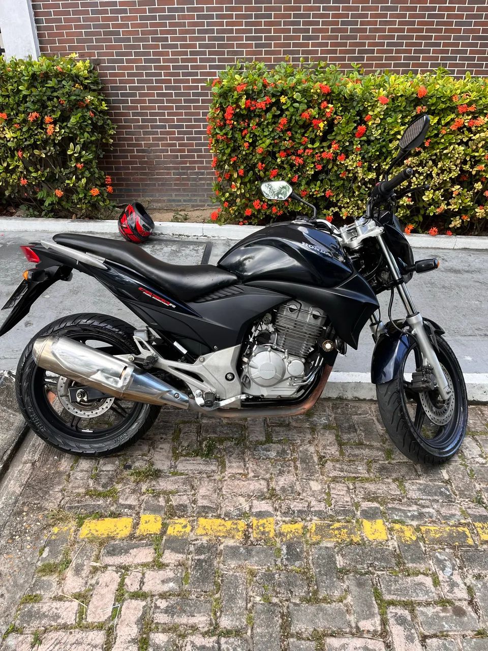 Cb 300 2012
