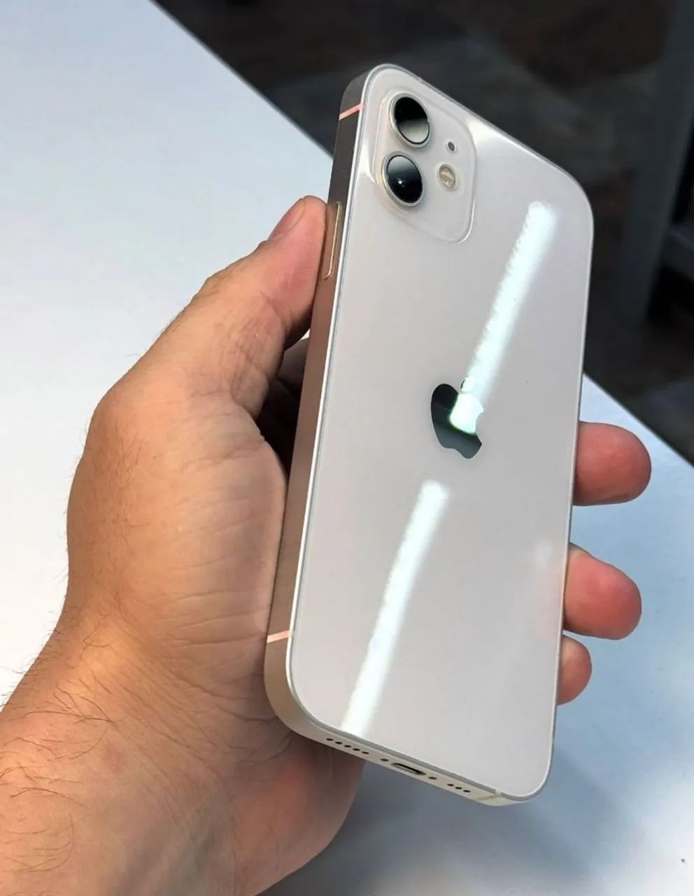 Iphone 12 BRANCO - Foto 2