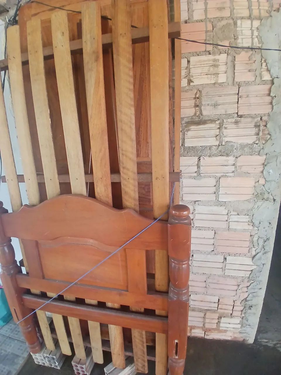 Vende-se cama com colchão  - Foto 4