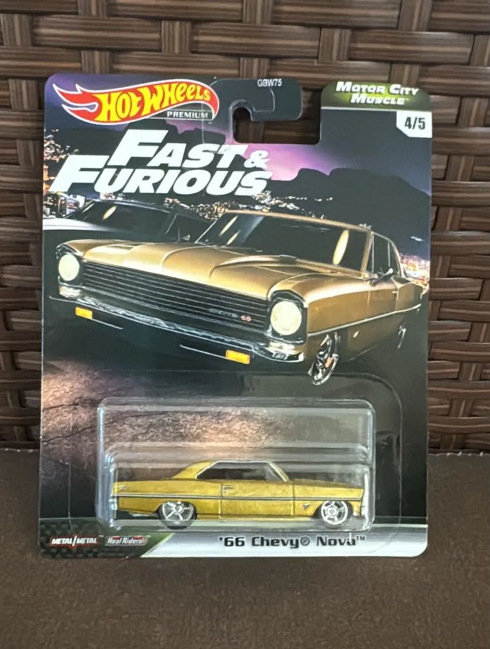 Hot Wheels 66 Chevy Nova VF (Premium)