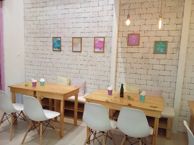 Pine Table468263165724600321
