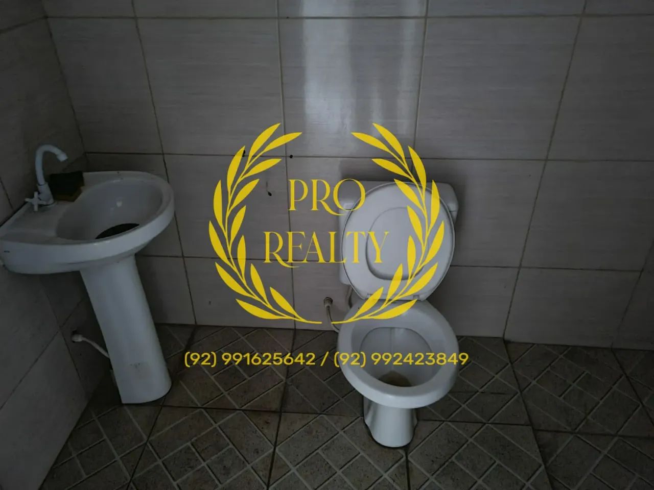 Galpão 550m²/escritórios e banheiros/ acesso de carreta - Foto 3