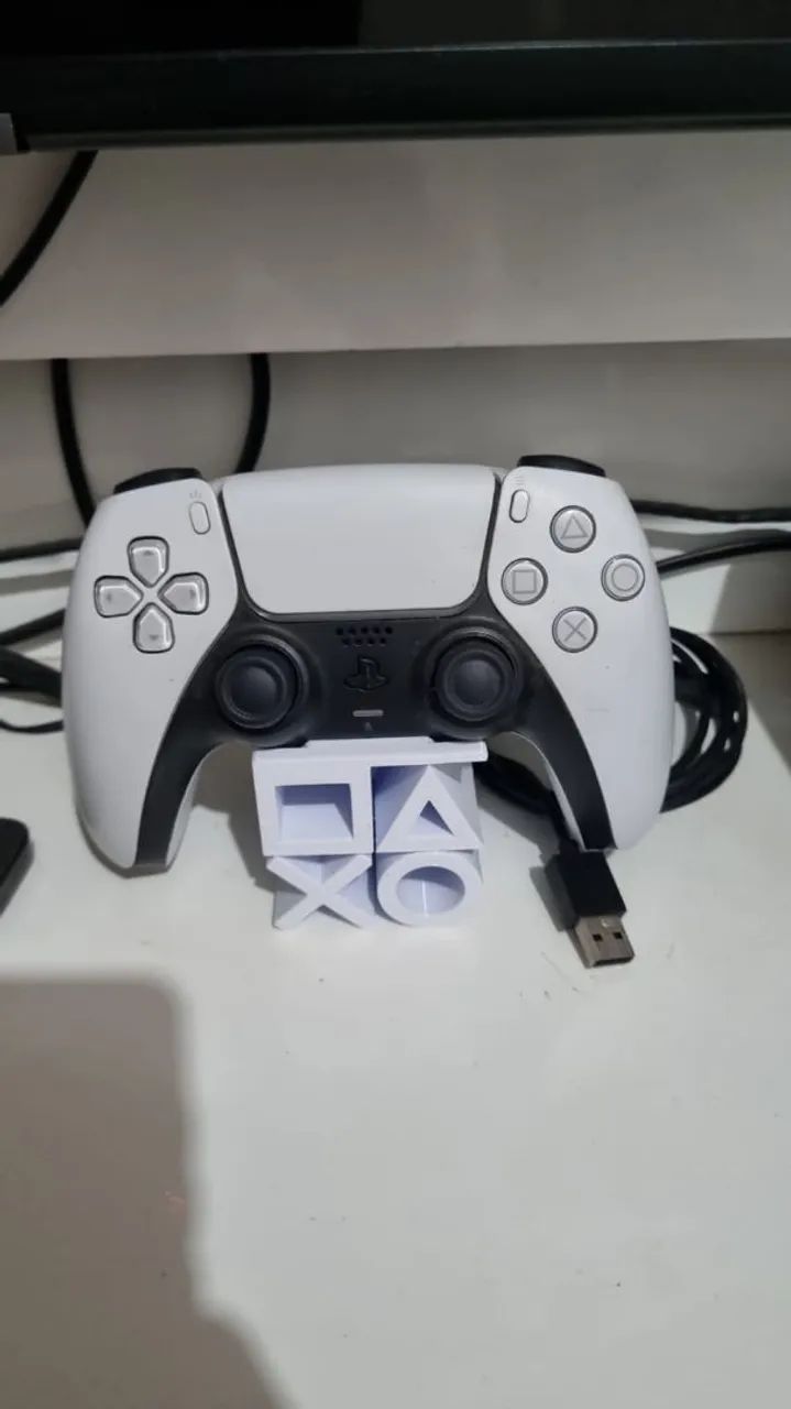 Playstation 5 ,acompanhando 1 controle 