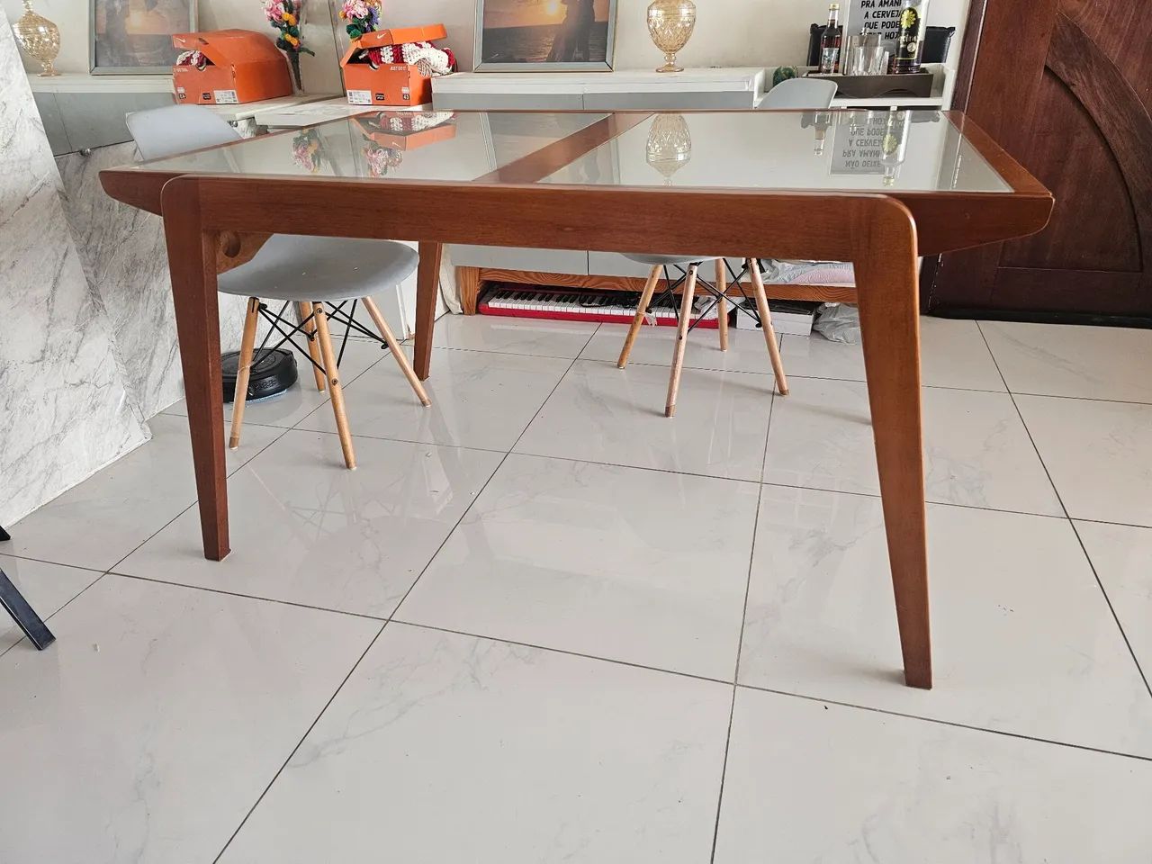Mesa em Madeira Maciça  - Foto 2