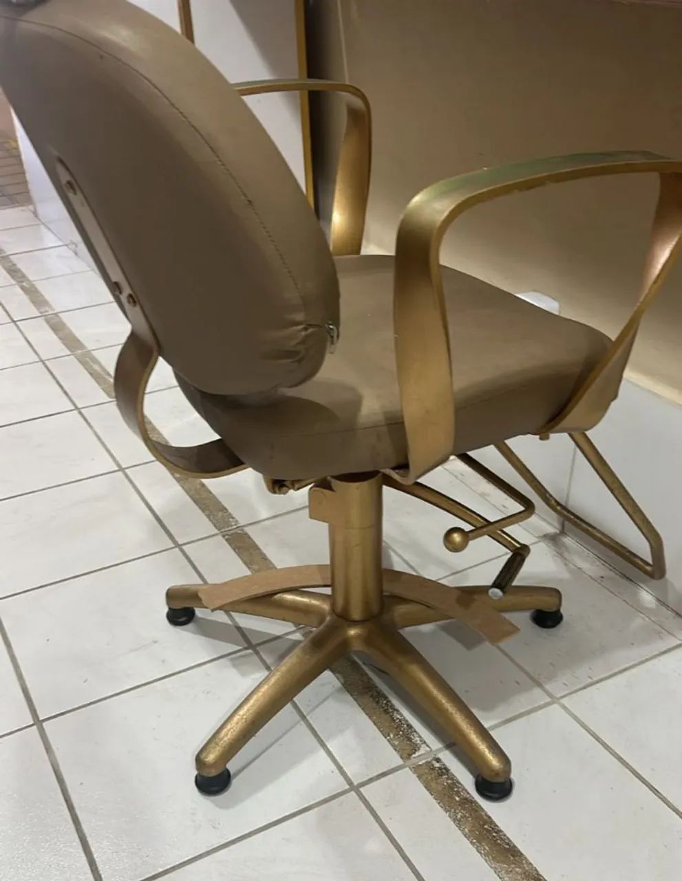 CADEIRAS PARA SALAO OU ESCRITÓRIO 