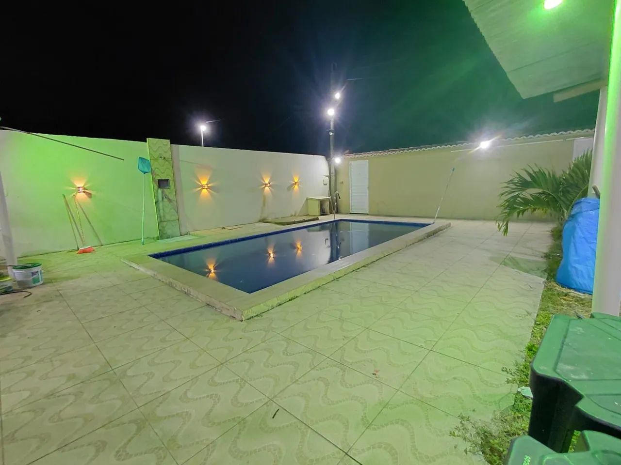 Casa com piscina para alugar 