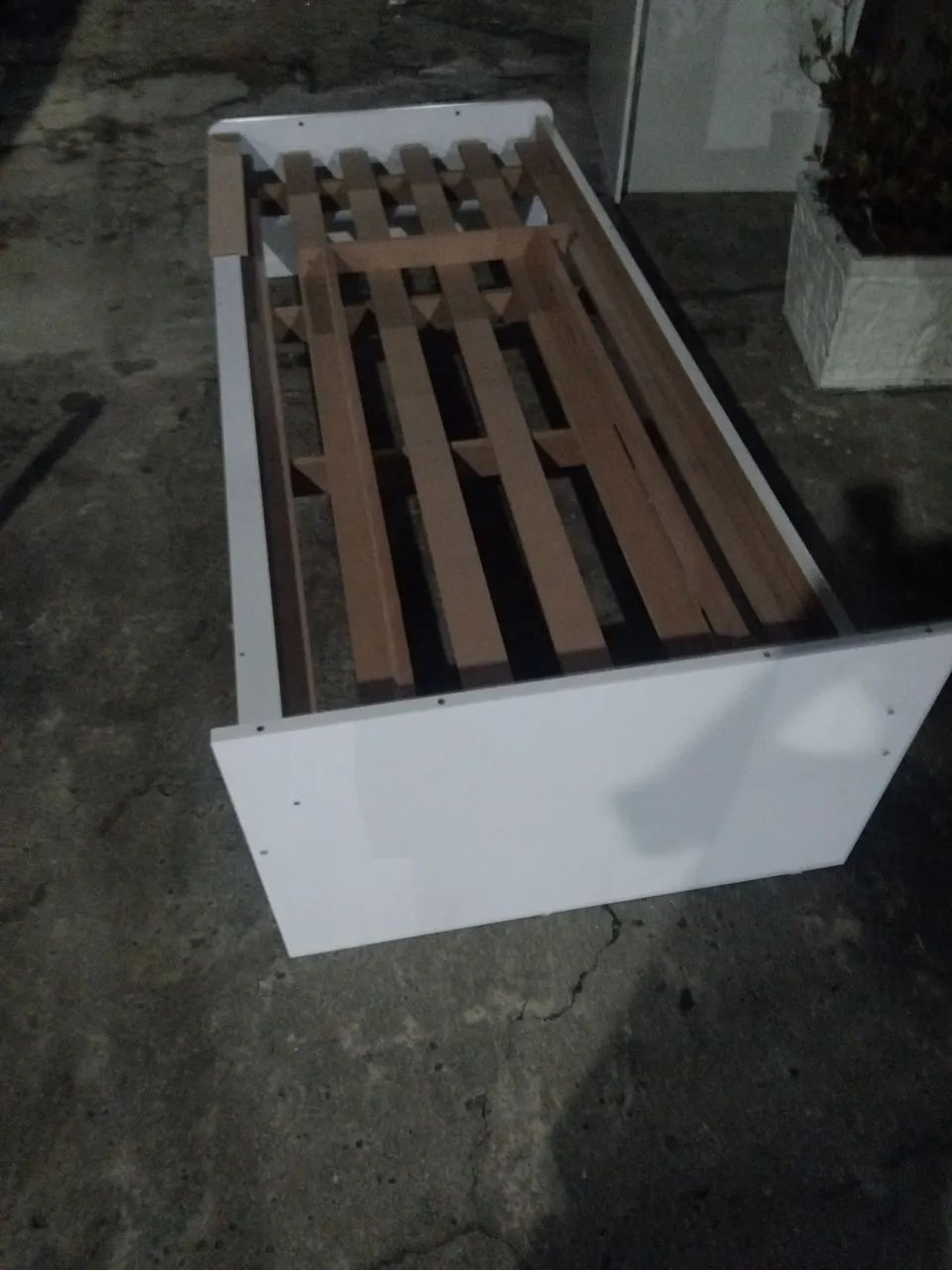 berço infantil com bau multifunciknal com cama cochao  - Foto 5