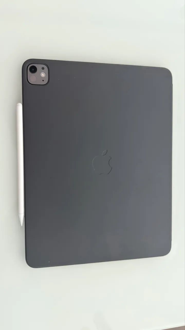 iPad Pro M4 13? 256 GB + capa original Apple (Smart Folio)+ caneta