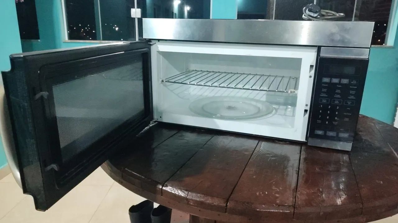 Microondas 45 litros 110v embutir  - Foto 3