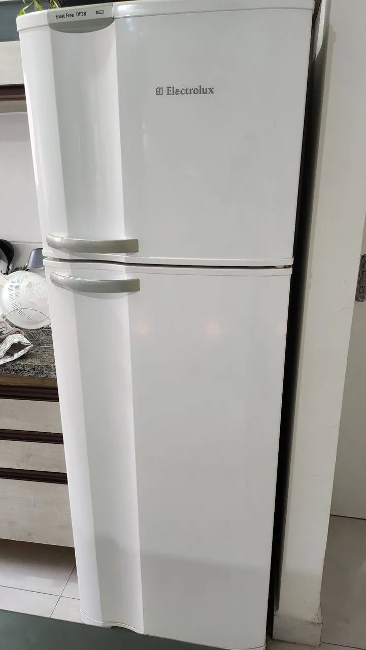 Geladeira electrolux 