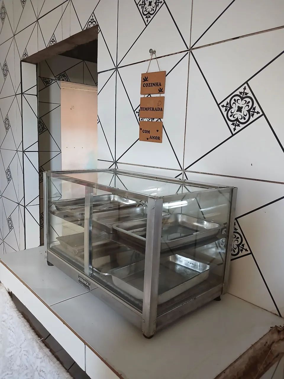 VENDO ESTUFA DE SALGADOS SEMI NOVA - Foto 3