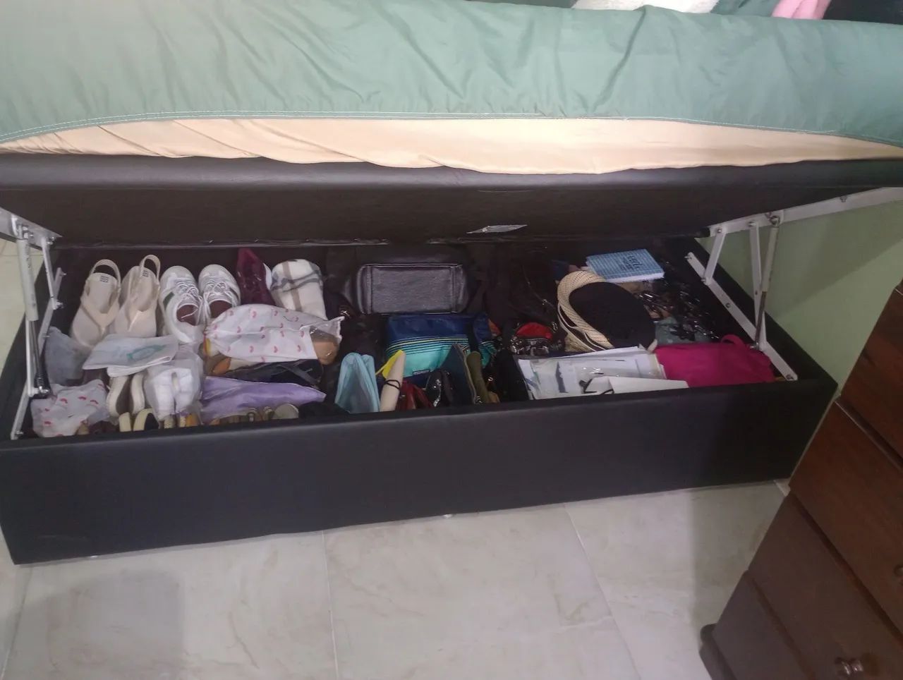 Cama box c baú e colchão  - Foto 3