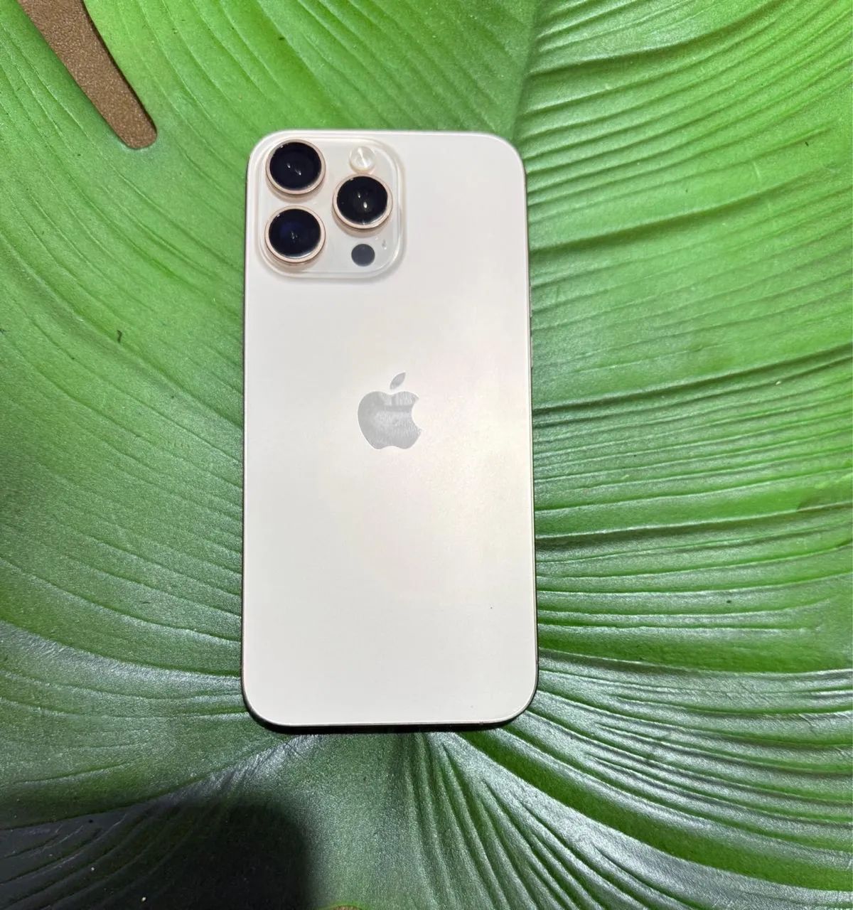 iPhone 16 pro Max - Foto 4