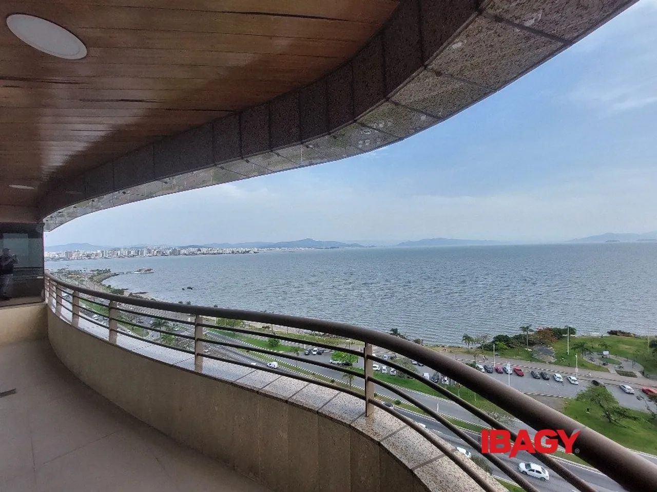 Excelente Cobertura 2 dormitório(s) em Centro - Florianópolis - Foto 4