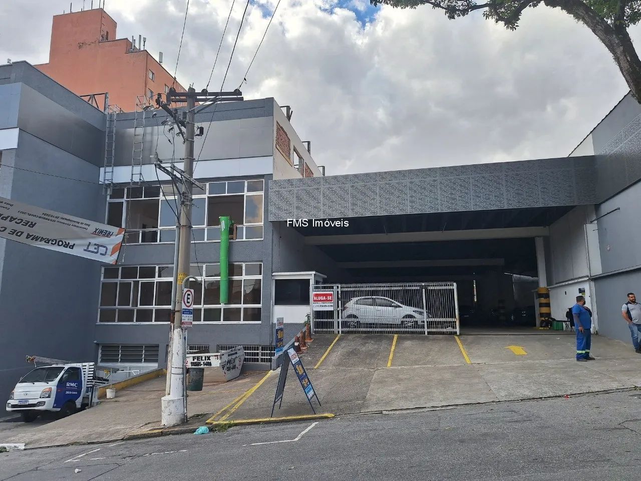 Prédio comercial com 100 vagas no Cambuci - Foto 3