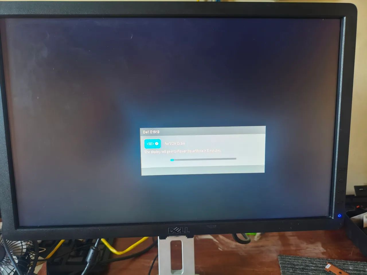 Monitor Dell E1913 19 polegadas HD+ - Foto 4