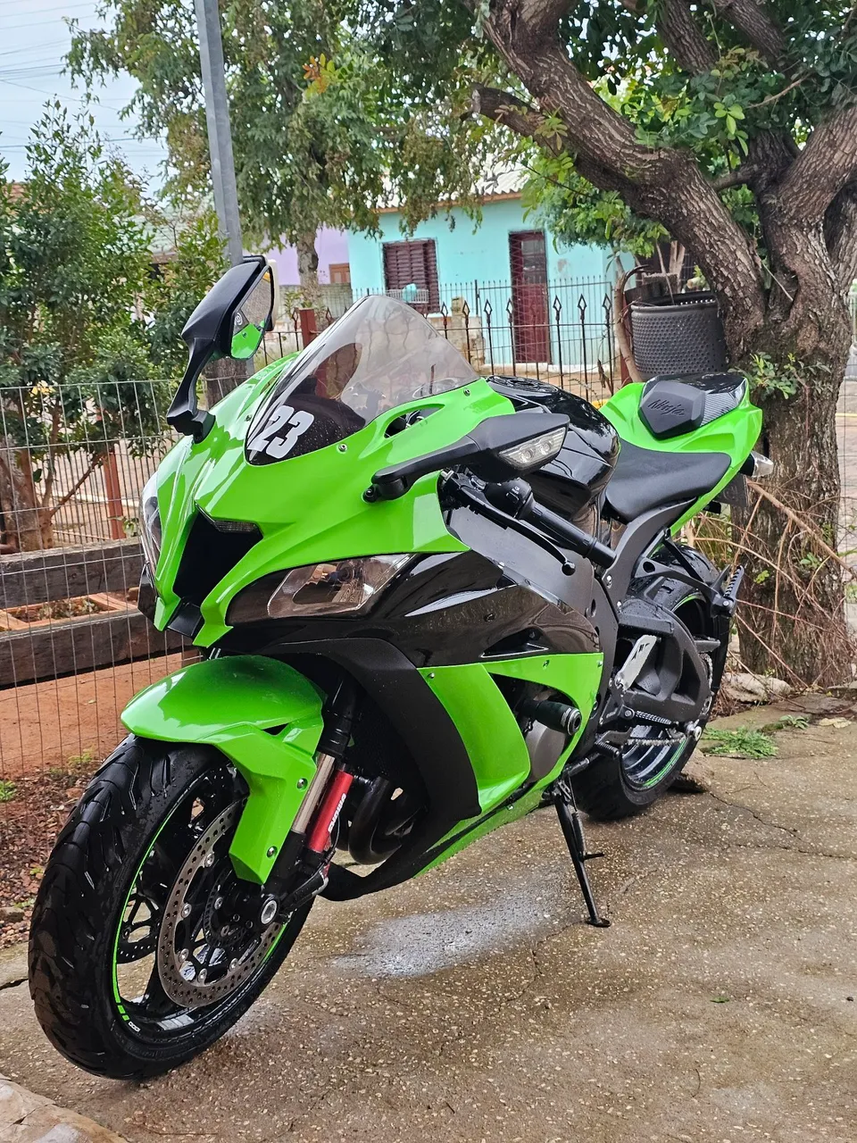 Kawasaki Zx-10/ Zx-10r 1000cc 2025 - 1442332756 | OLX