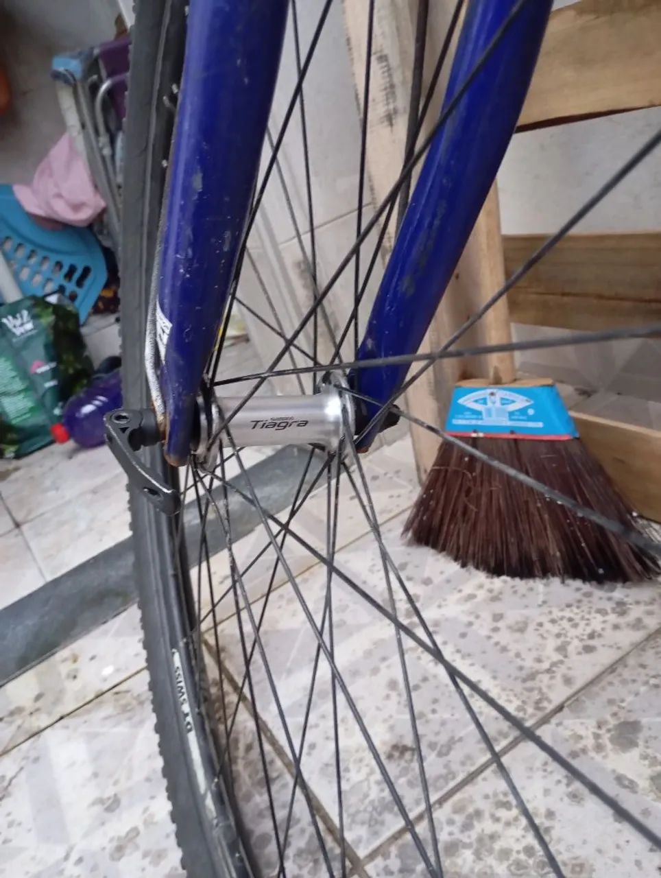 Vendo bicicleta semi nova - Foto 3