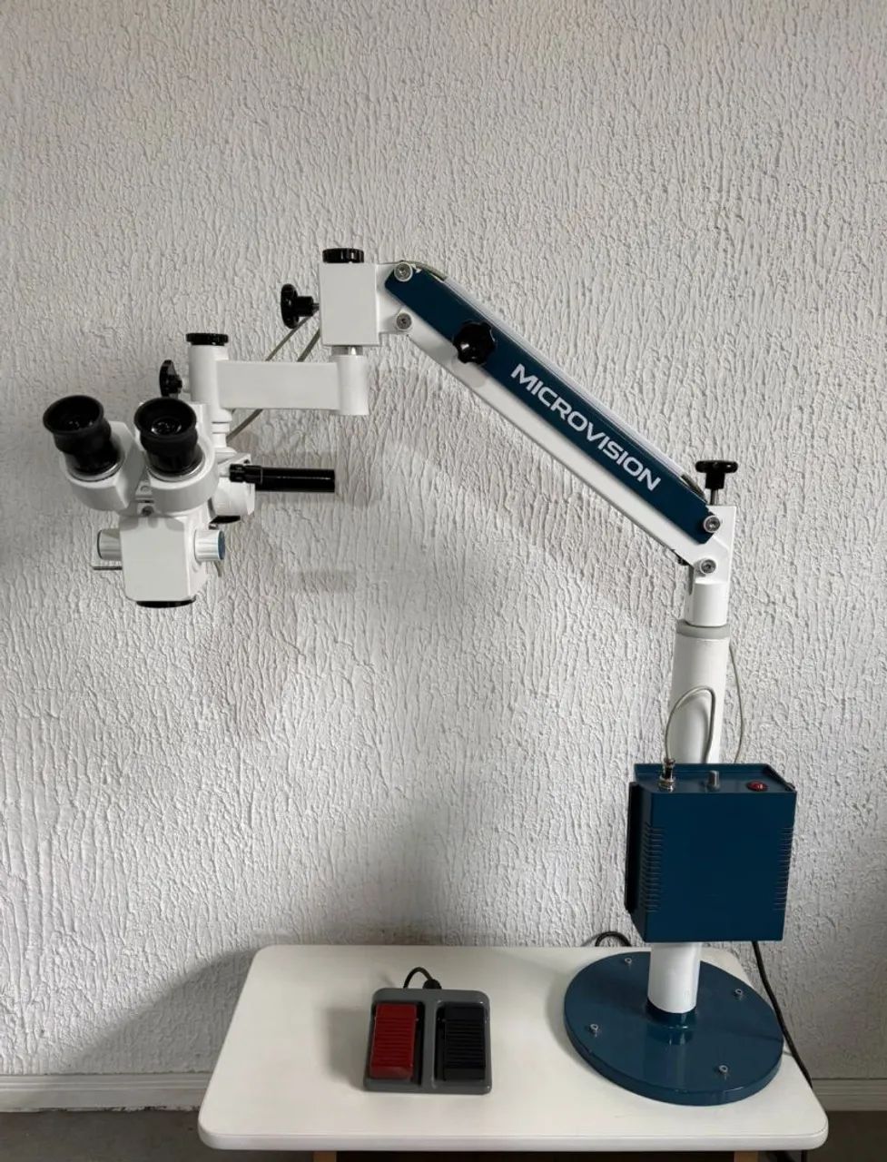 Microscópio portátil 