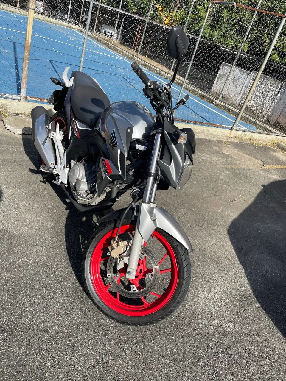 CB TWISTER  - Foto 2